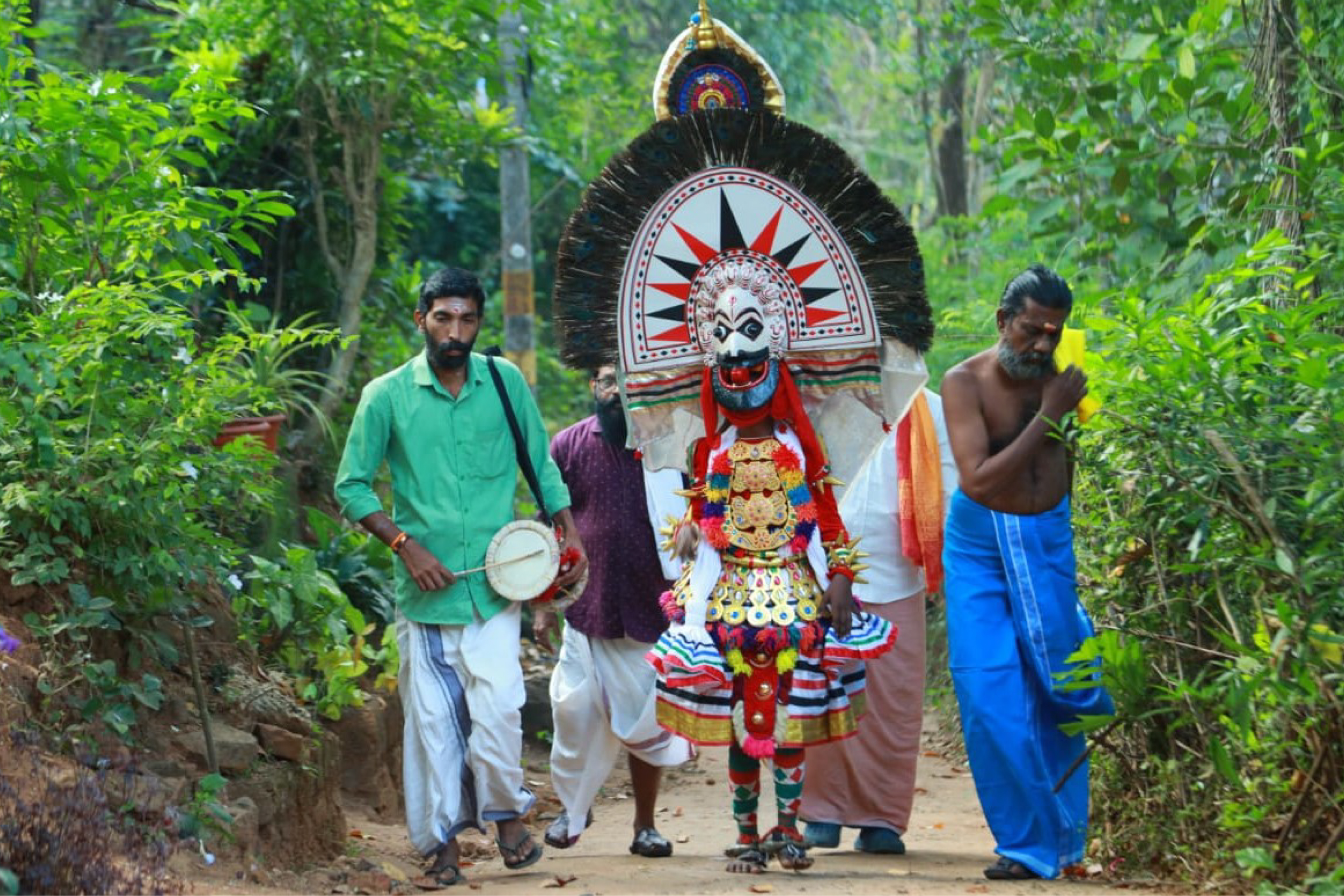 AMAL ARAVINDAN - YOUNGEST FILMMAKER TO DIRECT AFEATURE-STANDARD CULTURAL SHORT FILM